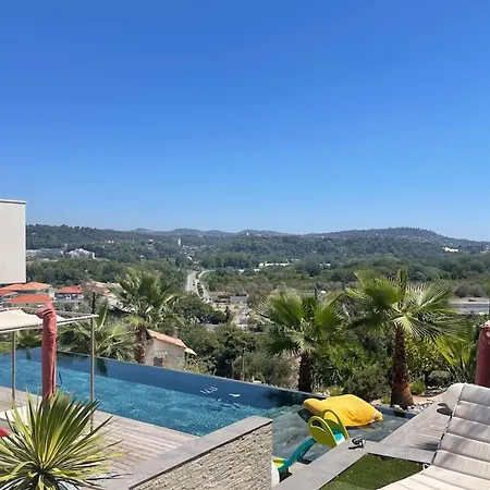 Willa Dezem-infinity Pool-near Cannes-panorama-ac